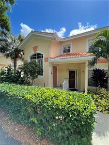 2450 Old Groves Rd APT 201, Naples, FL, 34109
