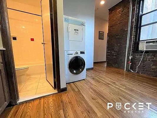 Rented by PocketBroker Inc | media 2