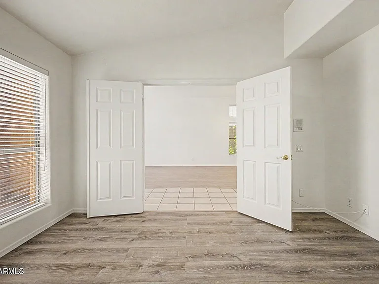 1320 E Cottonwood Ln — Photo 19