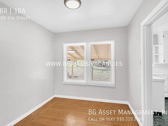 4th image of 1209 5th St