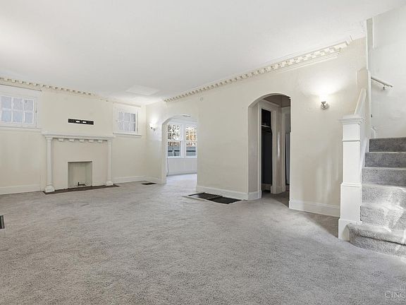 4th image of 810 S Fred Shuttlesworth Cir