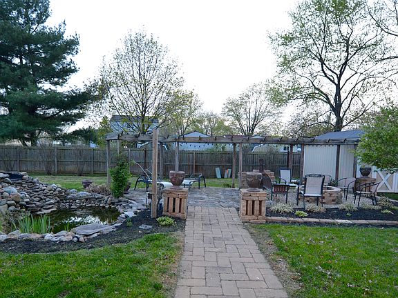 2nd image of 3781 Whetstone St