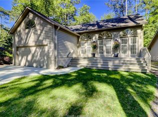 1 Sweet Gum Ct, Hilton Head Island, SC 29928