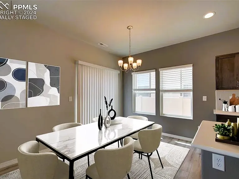 7813 Tent Rock — Photo 12