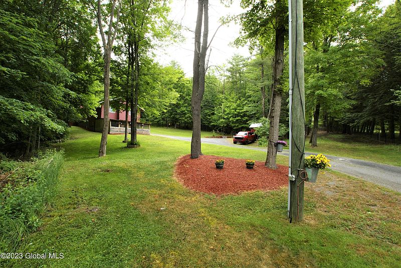 4th image of 9 Northwood Terrace