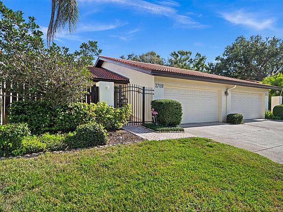 3rd image of 3709 MIGUEL WAY #8602