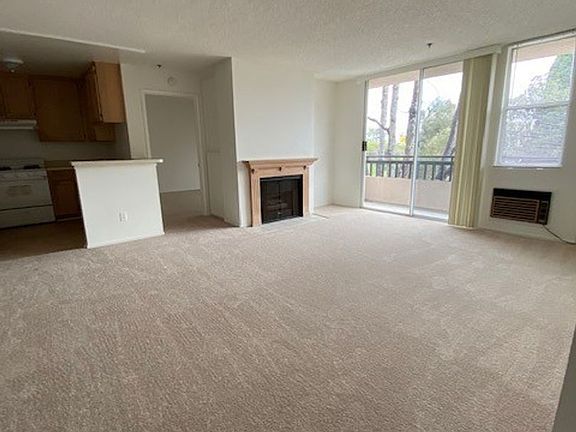3rd image of 3344 Castle Heights Ave APT 201
