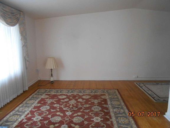 3rd image of 2507 Bleigh Ave