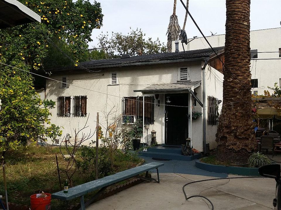 2nd image of 1748 Garfield Pl