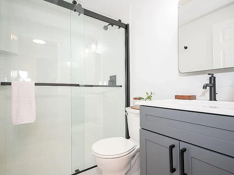 Madison Street Residences — Photo 7