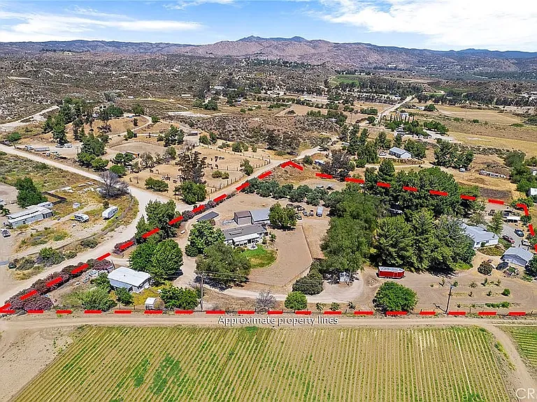 44027 White Mountain Rd — Photo 7