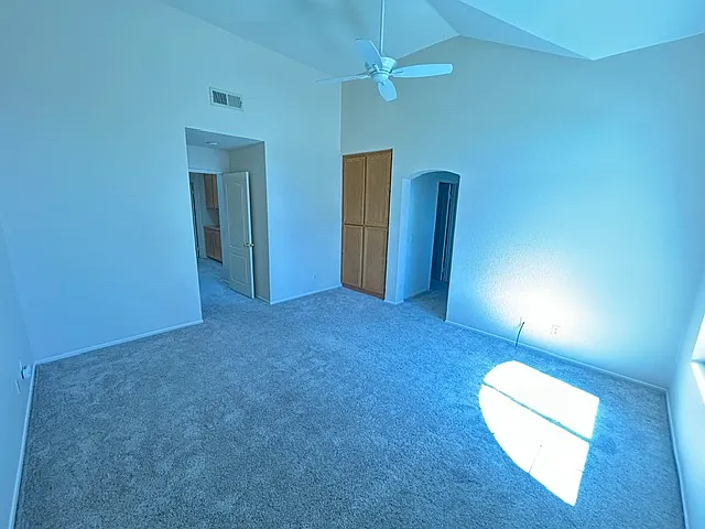 600 Kingswood Ln #F — Photo 10