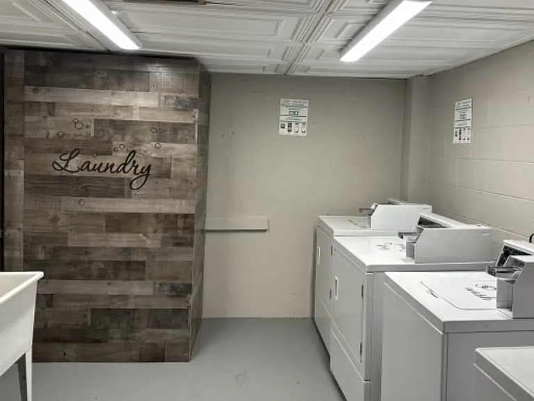 1045 S Evergreen Ave #204 — Photo 11