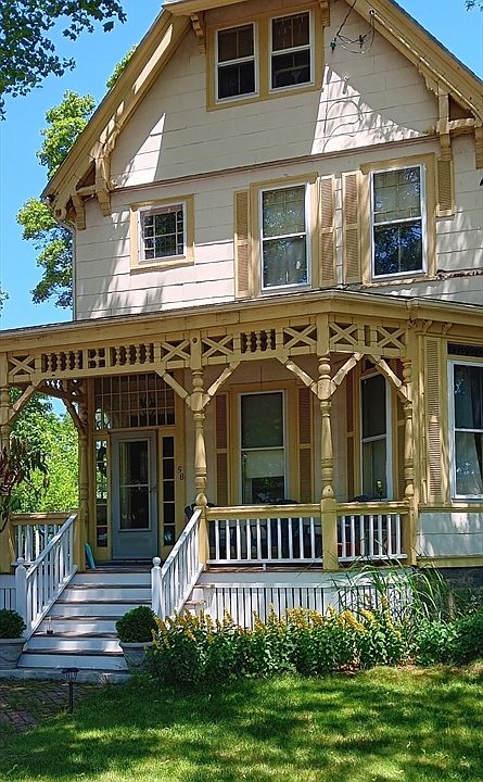 1st image of 58 Oak St