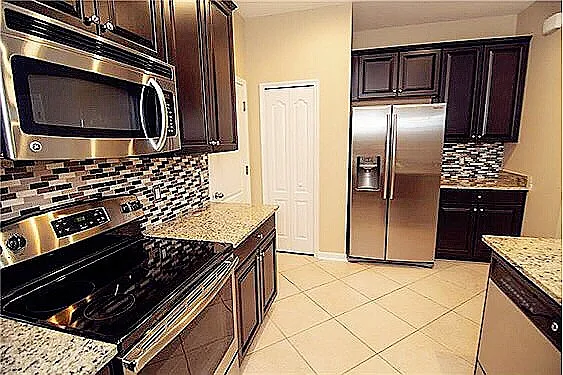 1652 Plumeria Pl — Photo 7