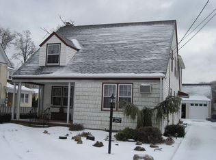 2661 Terrell Ave, Oceanside, NY 11572