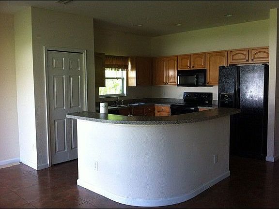 Kitchen Picture 2