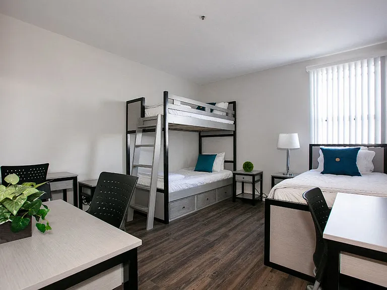 Midvale Apartments — Photo 21