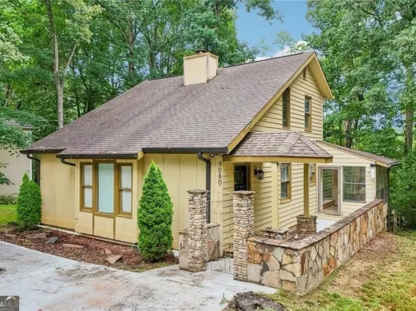 9080 Pine Tree Cir, Gainesville, GA 30506
