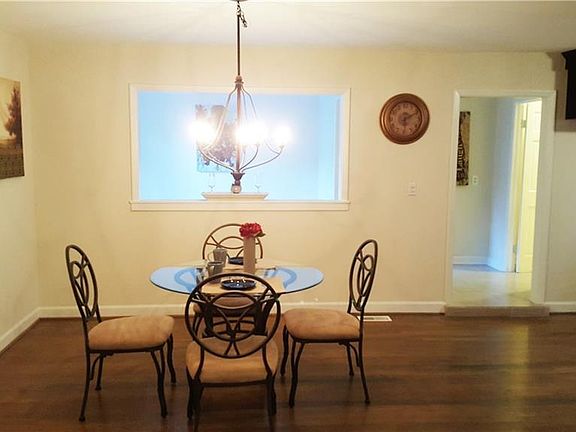 5th image of 2932 Marthas Pl