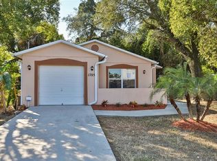 1705 E Giddens Ave, Tampa, FL 33610