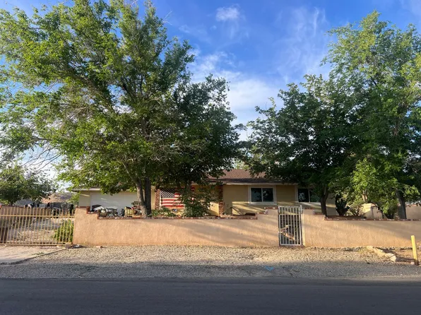 15604 Sweetaire Ave, Lake Los Angeles, CA 93535