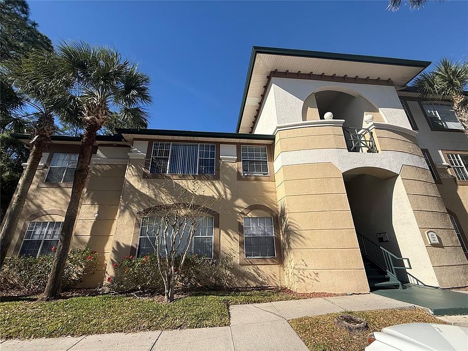 1st image of 17114 CARRINGTON PARK DRIVE #207