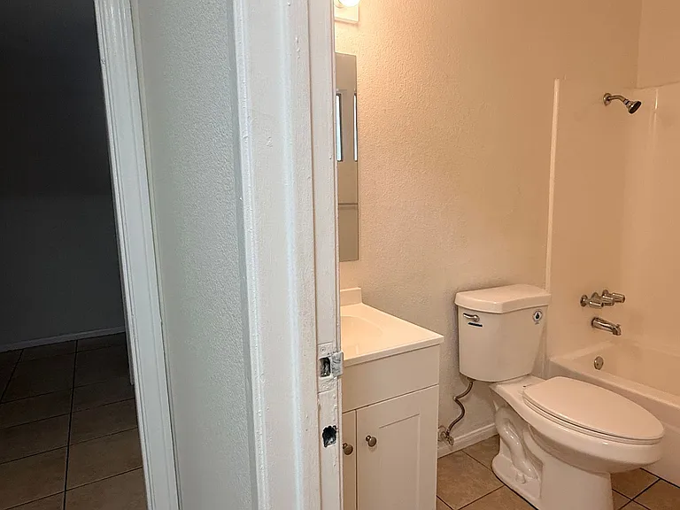 5422 Swenson St #9 — Photo 12