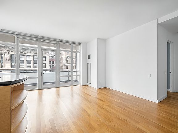 3rd image of 325 5th Ave APT 16H
