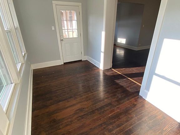 2nd image of 417 S Oak Park Ave APT 2