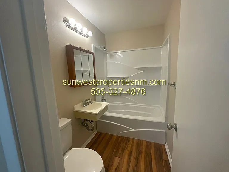 1011 E Navajo St — Photo 6