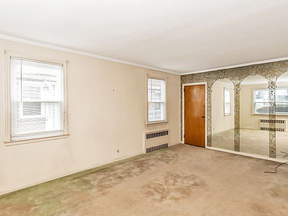 5th image of 204 Raff Ave