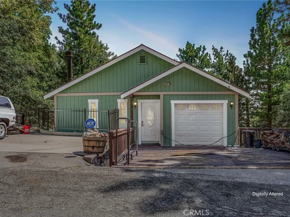 30979 Summit Dr, Running Springs, CA 92382