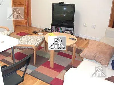 1803 Beacon St #5 — Photo 3