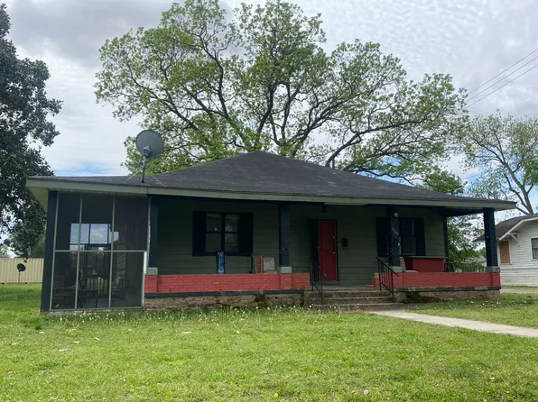 1308 5th St, Earle, AR 72331
