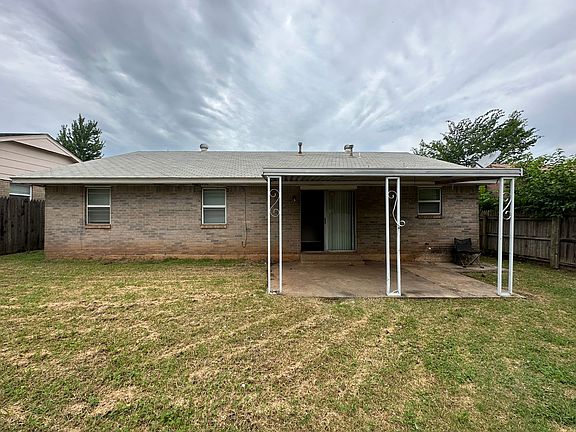 3rd image of 5004 S Fairmont Ave
