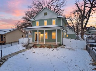 994 25th St, Des Moines, IA 50312