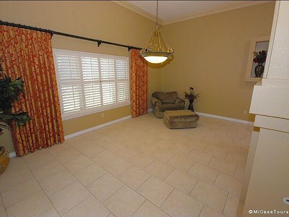 Formal dining
