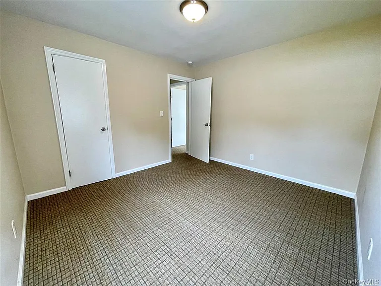 118 Manhattan Ave — Photo 7