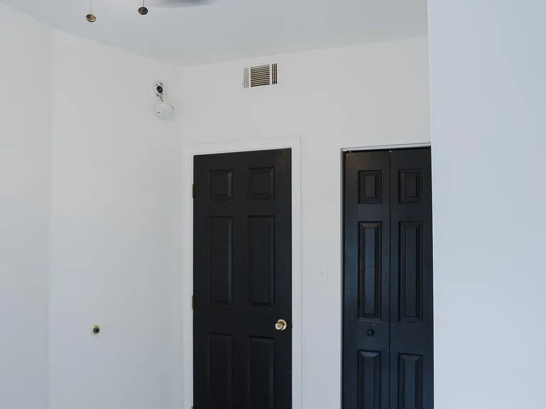 1221 N Randolph St #2 — Photo 13