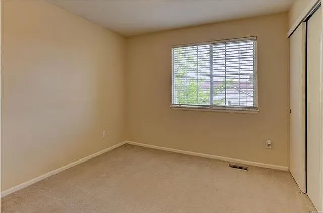 3323 Blue Grass Cir — Photo 18
