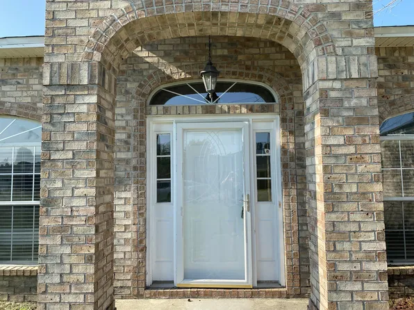 353 Peggy Dr, Crestview, FL 32536
