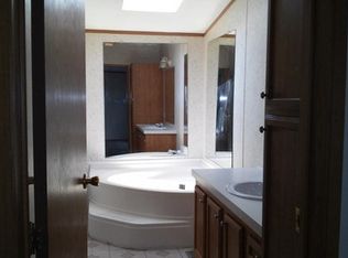 281 Mallard Ln, Capac, MI