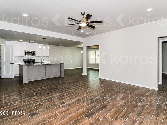 3rd image of 8308 Miami Ave