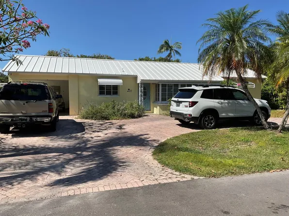 309 Cascade Lane, Palm Beach Shores, FL 33404