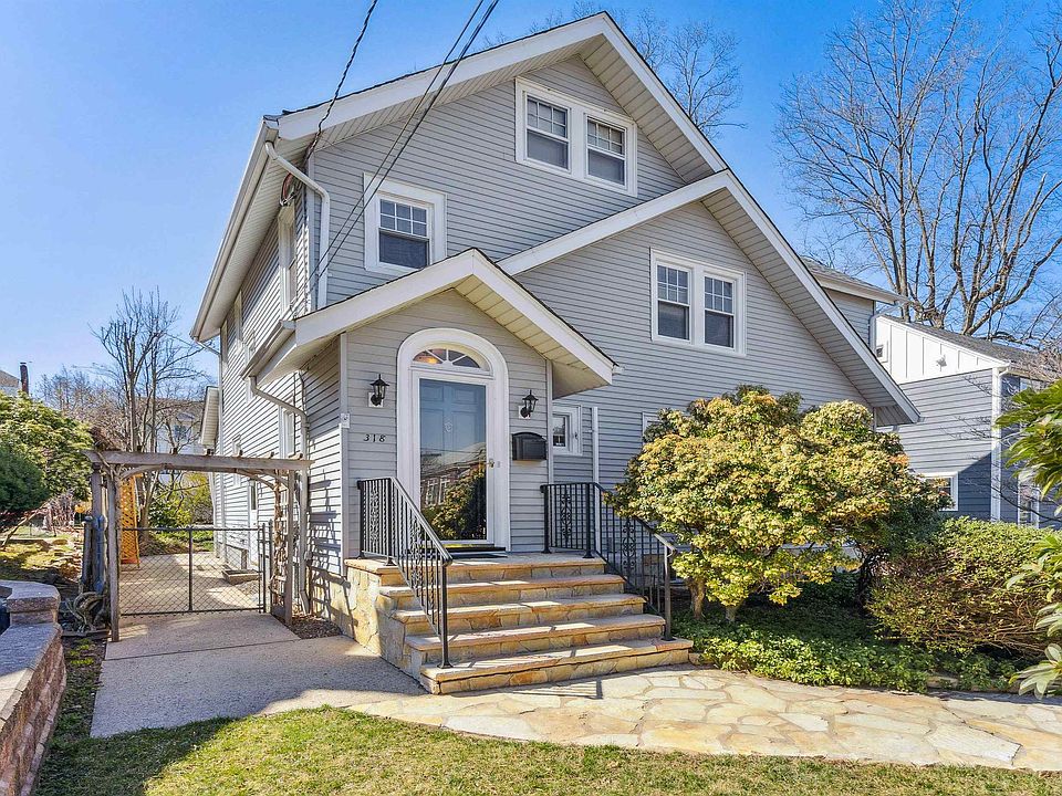 1st image of 318 Crescent Ave