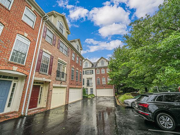 2nd image of 774 N Wakefield St