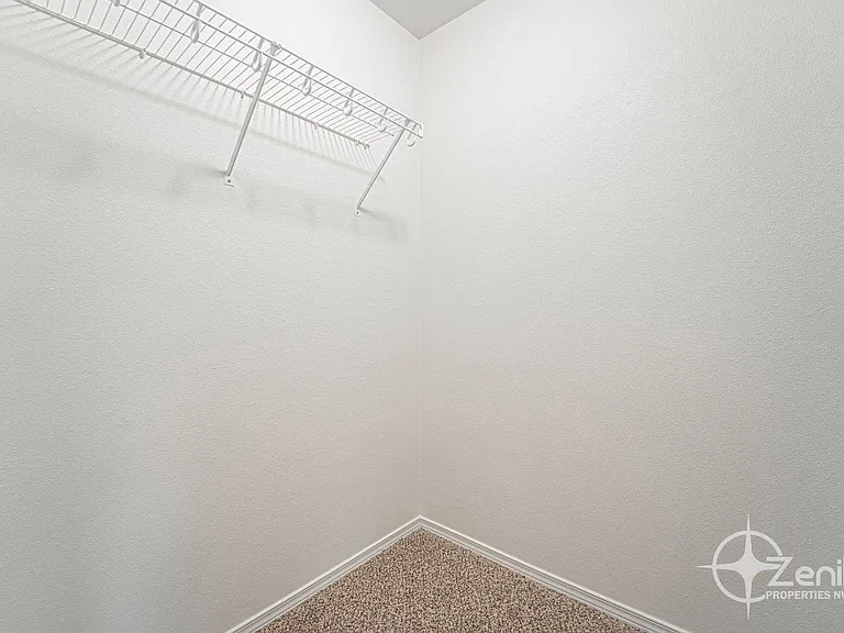 5242 N St — Photo 23