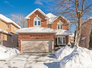 2411 E Gate Cres, Oakville, ON L6H 6L1