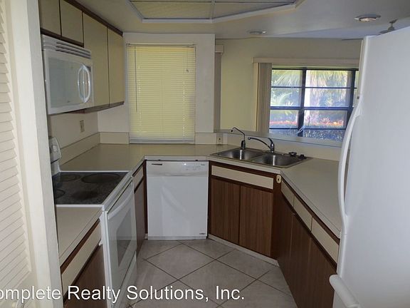 3rd image of 13311 Greengate Blvd APT 614
